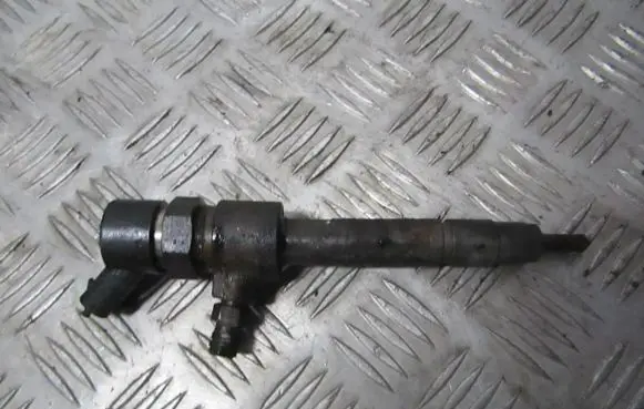 Alfa Romeo 156 Fuel injector 0445110119