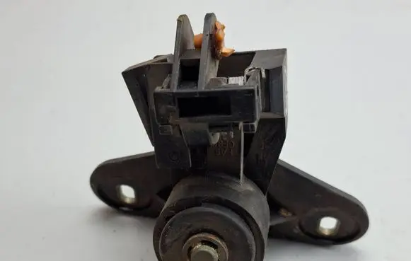 Opel Vectra B Tailgate exterior lock 791500012