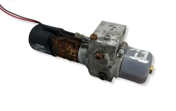 Mercedes-Benz ML W164 Tailgate hydraulic pump motor A1648002248