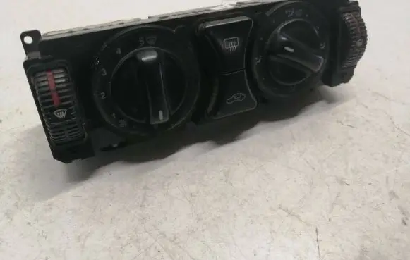 Mercedes-Benz E W210 Climate control unit 2108300185
