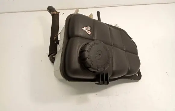 Mercedes-Benz CLK A209 C209 Coolant expansion tank/reservoir 2035000049 A2035010882