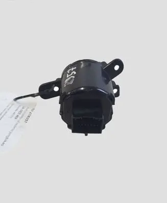 Hyundai i40 Engine start stop button switch