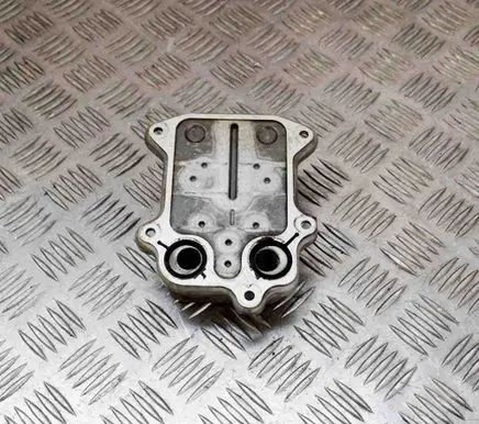 Audi A1 Engine oil radiator 