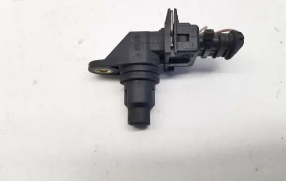 Renault Laguna II Camshaft position sensor 8200038472