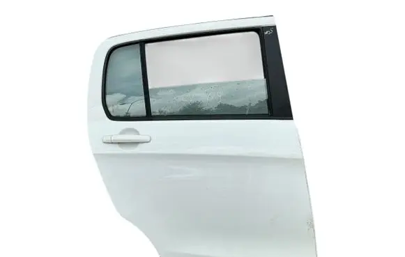Suzuki Celerio Rear door