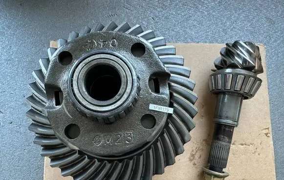 Nissan Patrol Y60 Rear differential 38420S9600 3810005J70