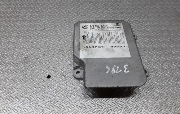 Skoda Fabia Mk1 (6Y) Airbag control unit/module 1C0909601A 5WK43123