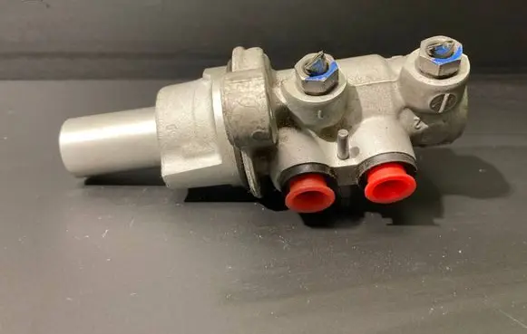 Ford Transit Master brake cylinder 0204Y24132 Y24132
