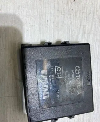 Toyota Hilux (AN10, AN20, AN30) Parking PDC control unit/module pz464-n0423-01