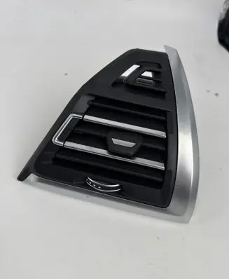 BMW X3 G01 Dashboard side air vent grill/cover trim 9871600 00024 2532022