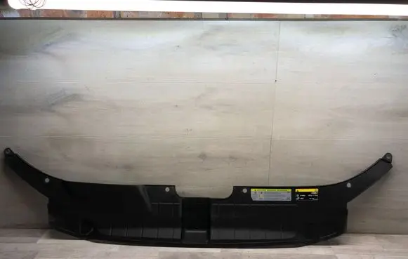 Top upper radiator support slam panel