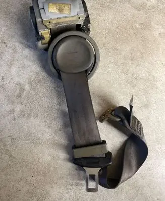 Audi A6 S6 C5 4B Rear seatbelt 4B5857805C 604622200