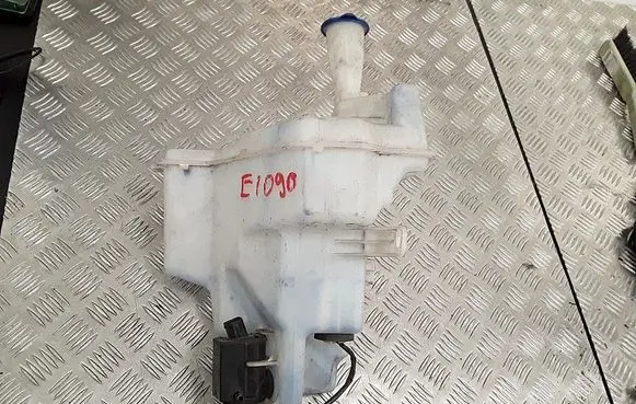 Hyundai i30 Windshield washer fluid reservoir/tank 98610a6000