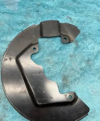 Ford Mustang VI Front brake disc dust cover plate FR3C2K005FA