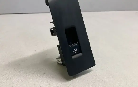 Volkswagen PASSAT B7 Electric window control switch 7L69598558