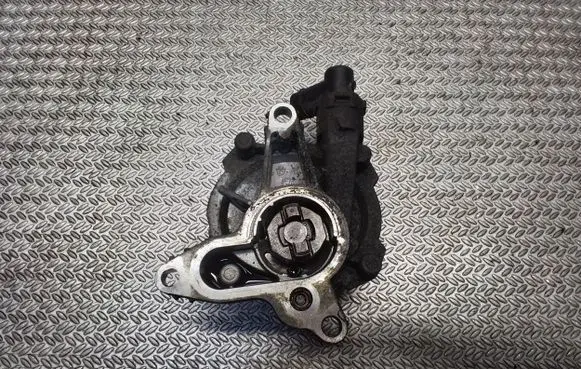 Renault Trafic III (X82) Vacuum pump 146503760R