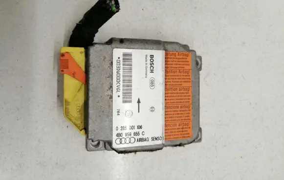 Audi A6 S6 C5 4B Airbag control unit/module 0285001106