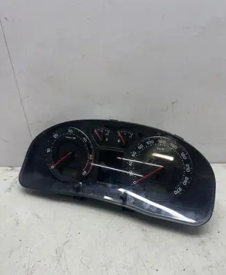 Speedometer (instrument cluster)