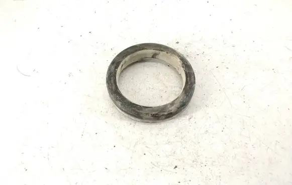 Volvo V70 Front coil spring rubber mount 9157503