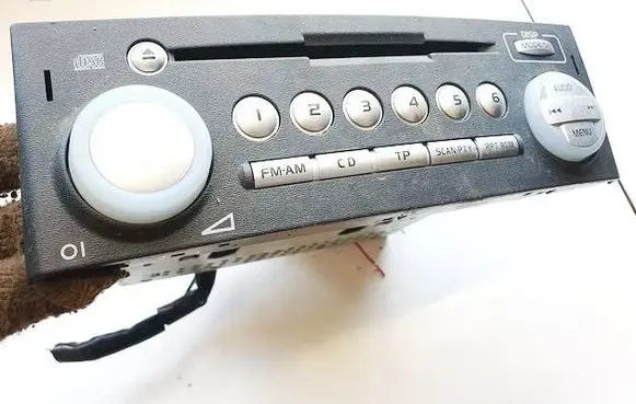 Mitsubishi Colt Radio/CD/DVD/GPS head unit mr468064197100 e11022333
