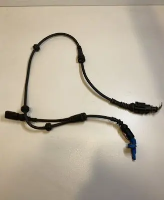 Volkswagen Touareg I Rear ABS sensor wiring 4B0973712