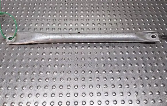 BMW 6 F12 F13 Front strut bar S27705594 7180315
