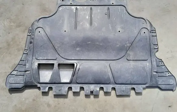 Cupra Formentor Engine splash shield/under tray 3Q0825235A 3Q0825236G