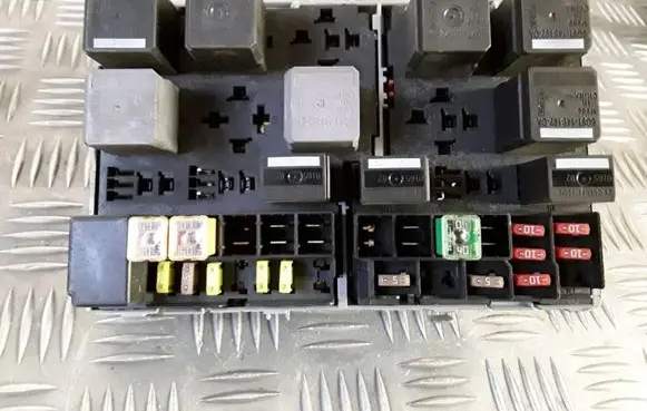 Ford Transit Fuse module 6C1T14A067CB