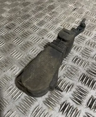 Audi A8 S8 D4 4H Rear door check strap stopper 4H0839249B 4H0839267