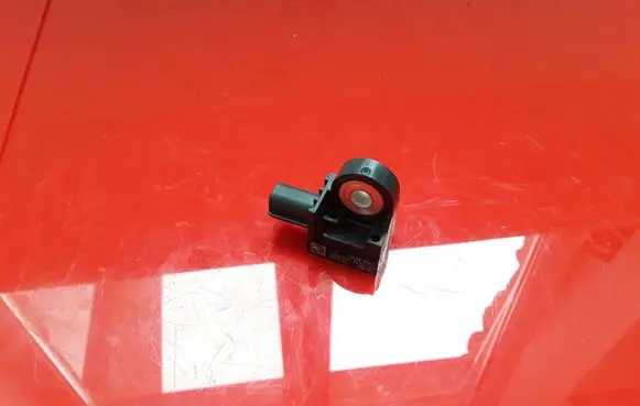 KIA Sorento Airbag deployment crash/impact sensor 959302P000 610435800 0C77BA88