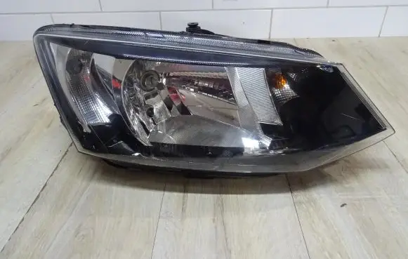 Skoda Fabia Mk3 (NJ) Headlight/headlamp 6V1941016C