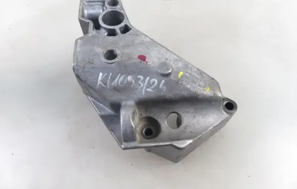 Volkswagen Golf IV Engine mounting bracket 038199207J