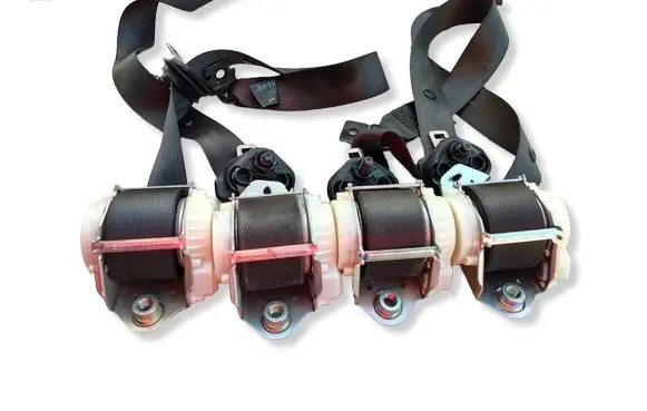 Opel Adam Front seatbelt 