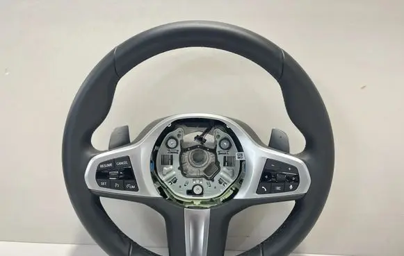 BMW 1 F40 Steering wheel 8746690 5B6CD48