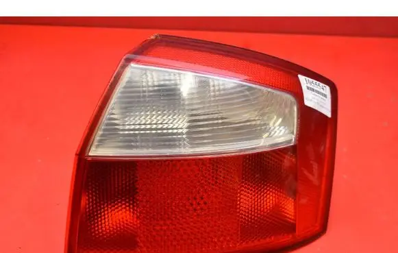 Audi A4 S4 B6 8E 8H Rear/tail lights 00833008