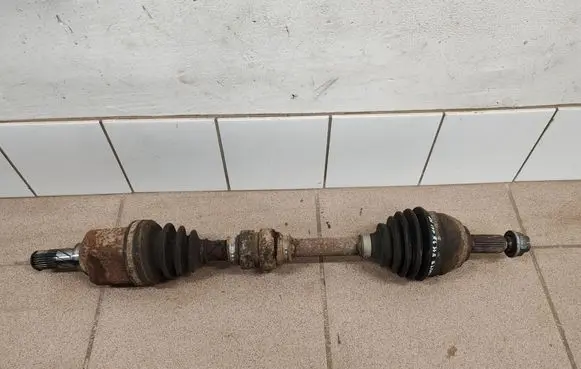Nissan Note (E11) Front driveshaft 