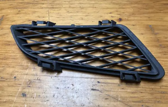 Mazda 6 Front bumper lower grill GJ6G50C21