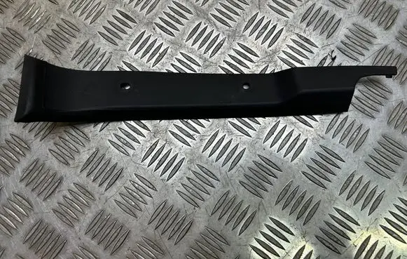 BMW 1 F20 F21 Rear/tail light trim molding 7300664 51247300664