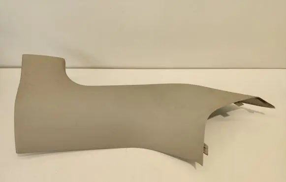 Chrysler 300 - 300C (D) pillar trim (bottom) 0UM04BD1AE 0537210