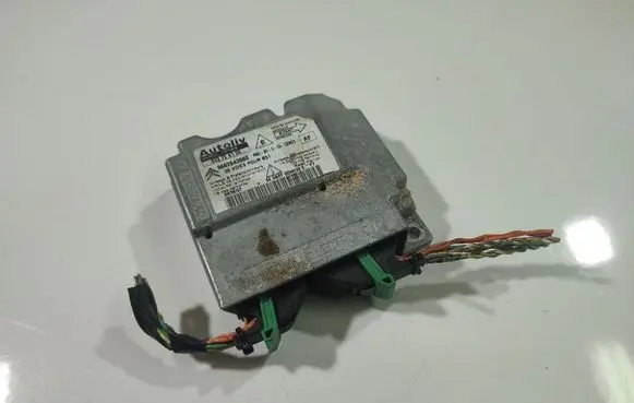 Citroen C4 I Airbag control unit/module 216102810A
