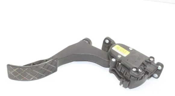Volkswagen Amarok Accelerator throttle pedal 6Q1723503P