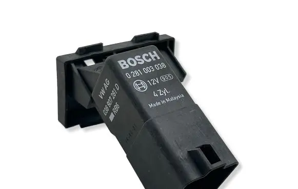 Seat Altea XL Glow plug pre-heat relay 0281003038