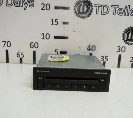 Volkswagen Touran I CD/DVD changer 1T0035110B