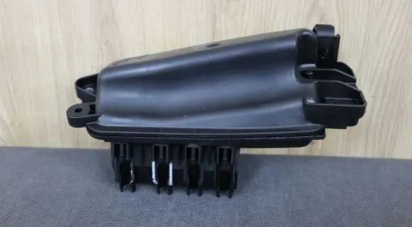 Mercedes-Benz SLK R172 Vacuum pump 6510700868 A6510700868