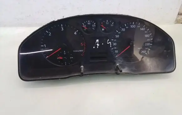 Audi A4 S4 B5 8D Speedometer (instrument cluster) 8L0919272A 8D0919861A