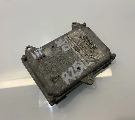 Mercedes-Benz E W211 Headlight ballast module Xenon A0038205128 5DF00870401 0038205128