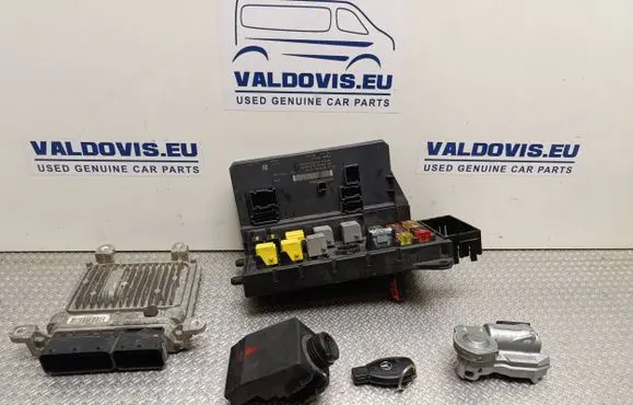 Mercedes-Benz Sprinter W906 Engine ECU kit and lock set A6519000601 16146243 28277619