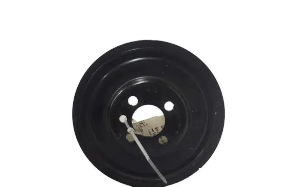Volkswagen PASSAT B6 Crankshaft pulley 03G105243