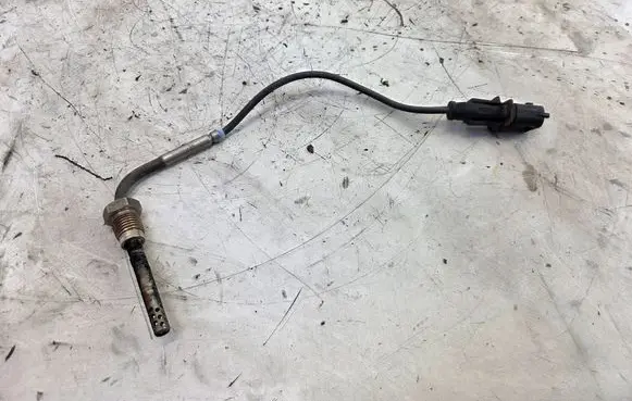 Saab 9-5 Exhaust gas temperature sensor 55566185