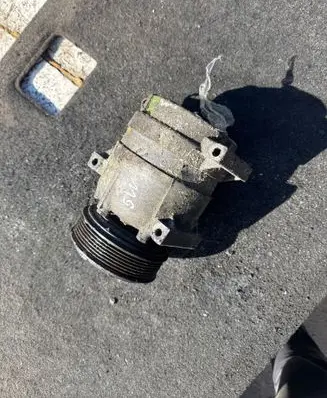 Renault Laguna II Air conditioning (A/C) compressor (pump) 8200421410 01140078